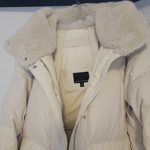 Puffer coat by Banana Repulic, cream, size S - Picture 7 of 9